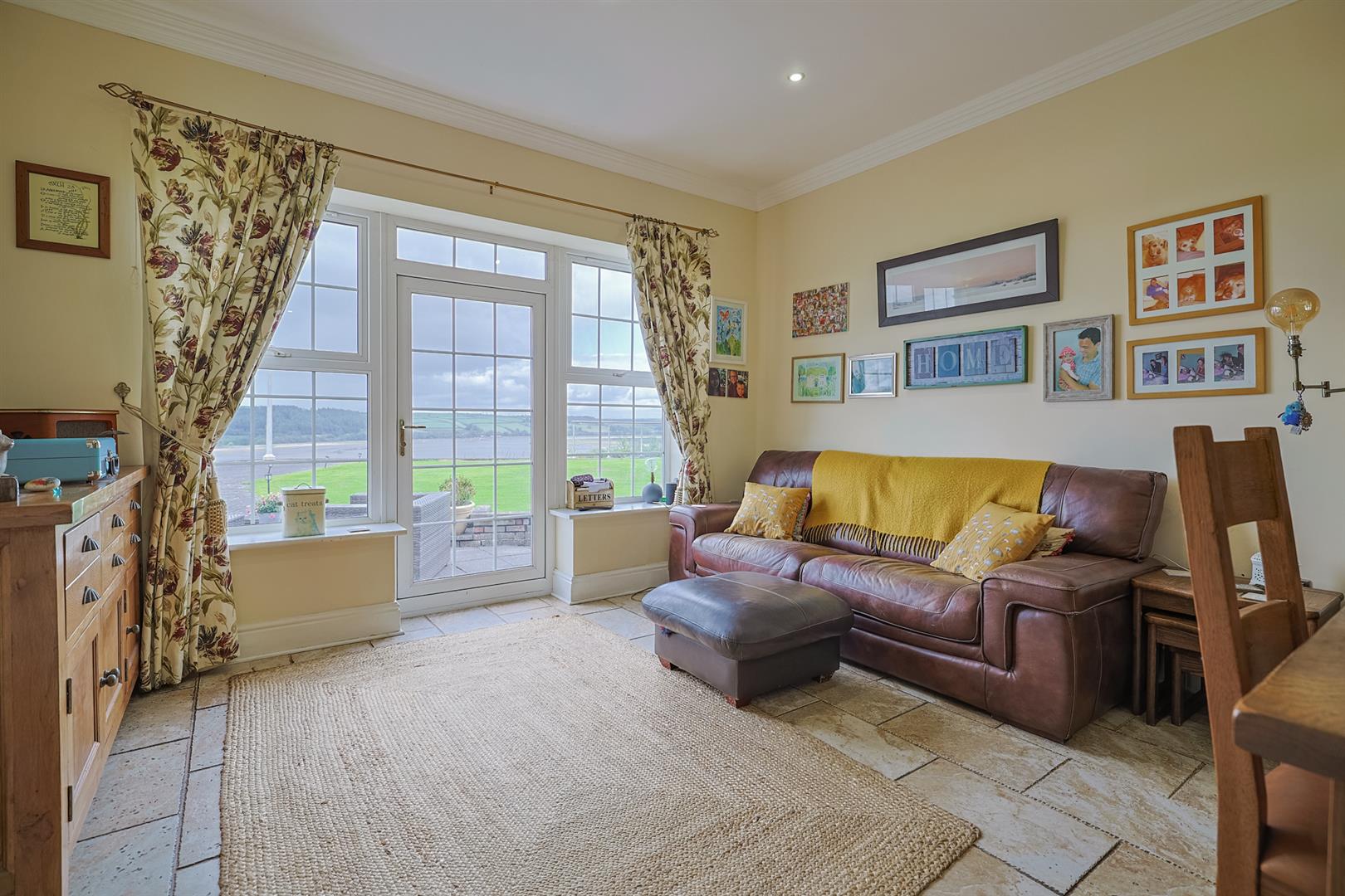 Aberfa, Ferryside, Carmarthenshire, SA17 5RS